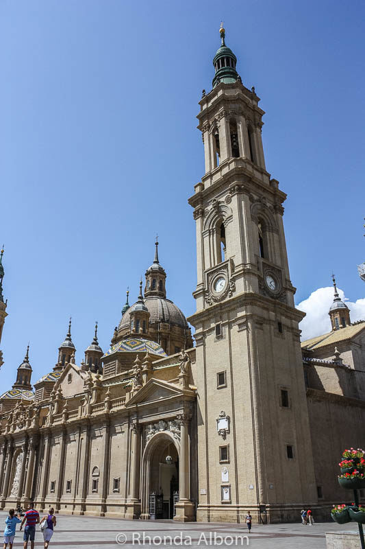 Cathedral-BasiCathedral-Basilica of Our Lady of the Pillar in Saragossa Spain lica of Our Lady of the Pillar