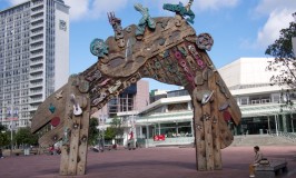 Queen Street, the Center of Life in Auckland #AtoZ