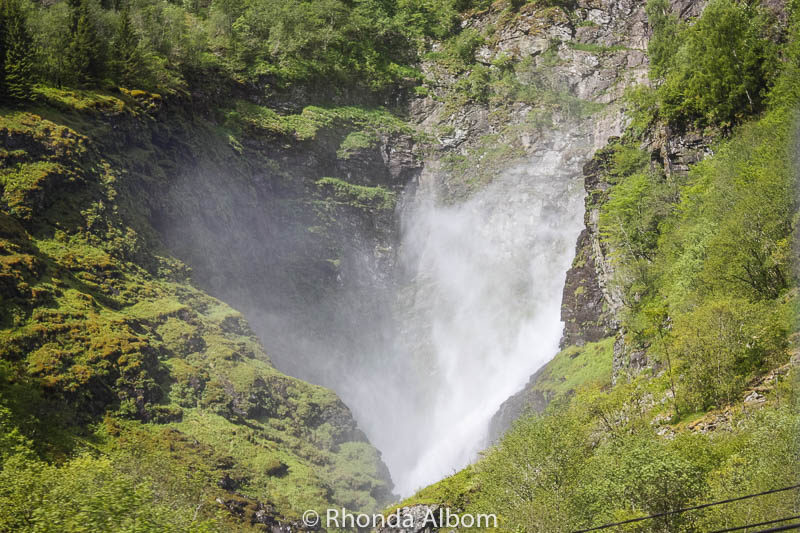 Bus tour from Flam to Voss in Norway