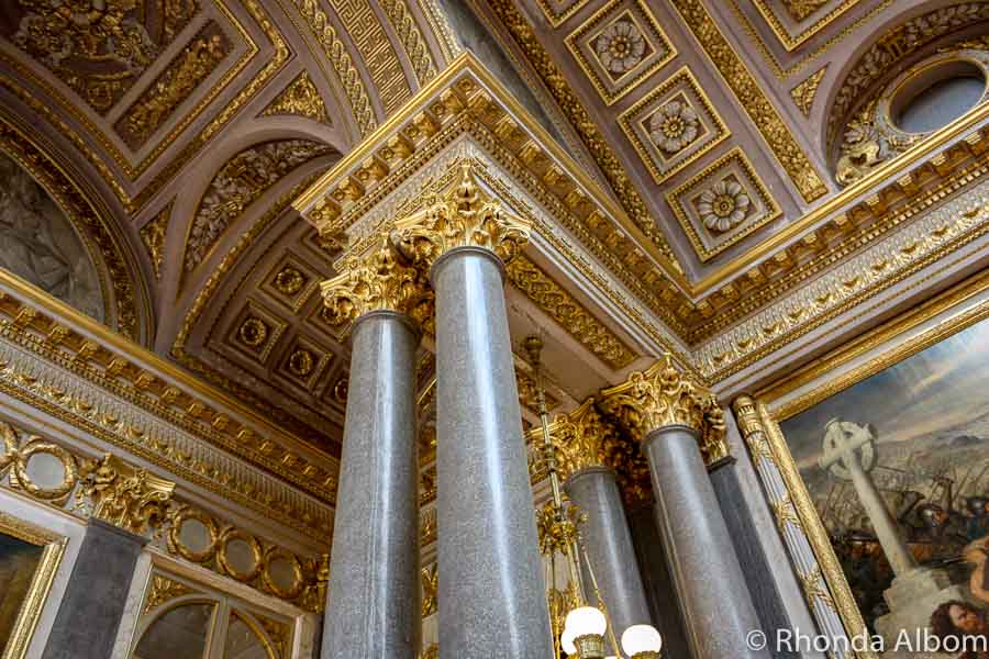 Getting to Versailles is easy, once inside there stunning scenes like this one.