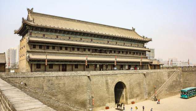 One Day Xian Itinerary: China’s Terracotta Army, City Wall, Pagoda