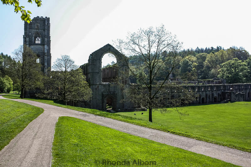 17 Images of Fountains Abbey and Studley Royal 10 Fountains Abbey in Yorkshire, England UK