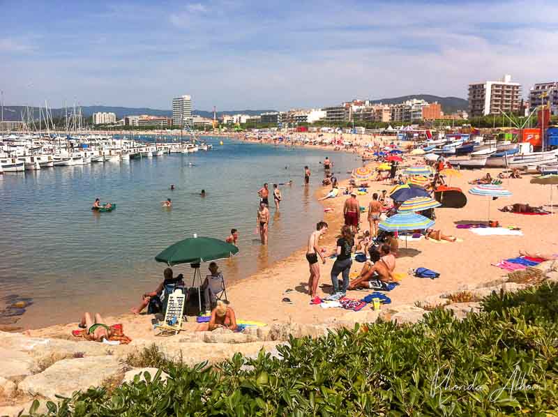Eye-Opening Daily Life in Spain - our Home Exchange in Palamós 3 Palamos beach a key part of our summer daily life in Spain