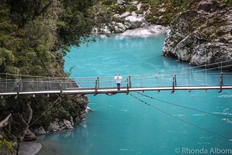 Hokitika gorge suspension bridge in Hokitika Gorge NZ