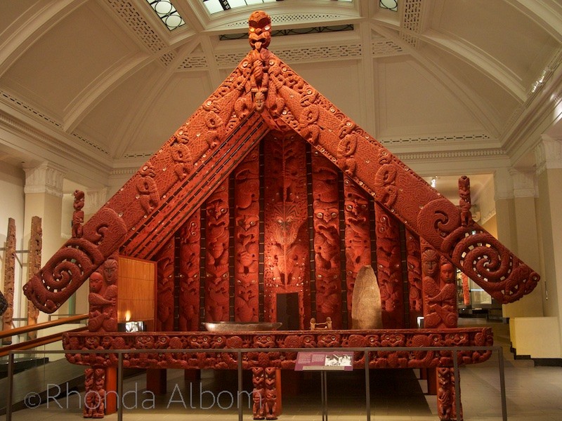 Maori storehouse for preserving food called Pātaka, at the Auckland War Memeorial Museum in New Zealand