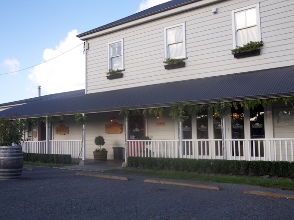 Riverhead Cruise Review: Enjoying an Epic Riverboat and Lunch 5 Riverhead Tavern, Auckland, New Zealand