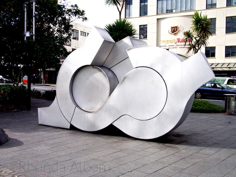 The "Smirnoff" sculpture by Marte Szirmay is the first large abstract first large abstract sculpture commissioned in Auckland, New Zealand.