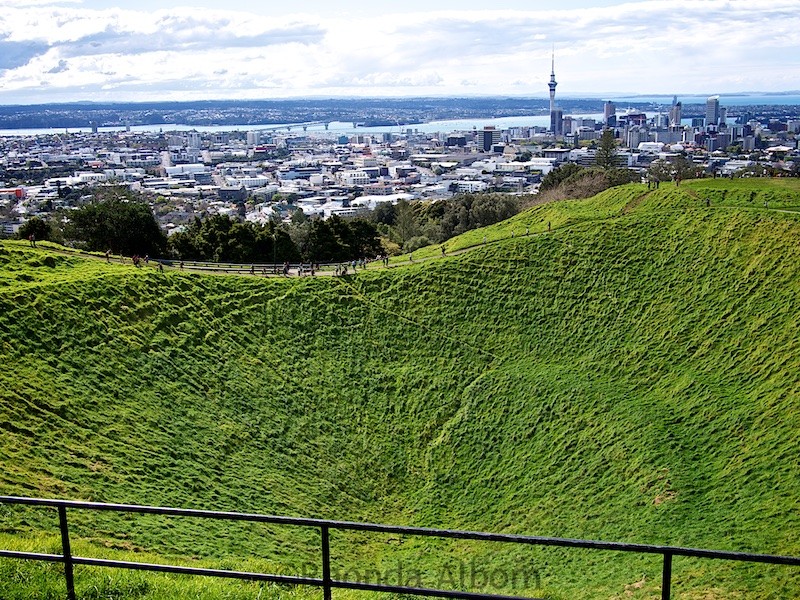 18 Short Walks in Auckland: Stunning Views on the Best Walks 2 View of the crater and city at the top of Mt. Eden, my favourite of the Auckland walks in New Zealand