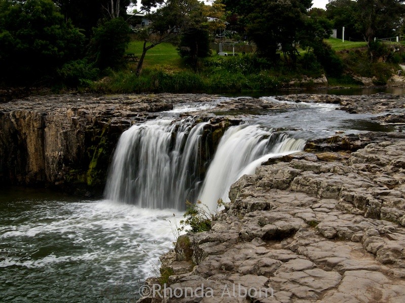 "Haruru Falls