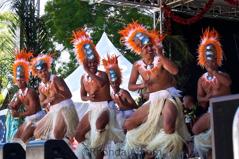 When is the Best Time to Visit New Zealand? 6 Cook Island dancers at the Pasifika Festival in Auckland New Zealand