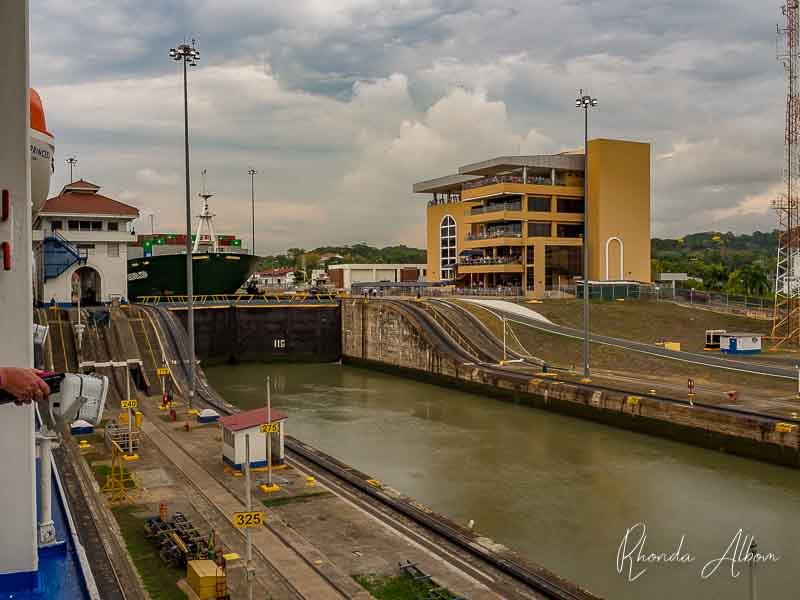 Miraflores Locks and Visitor's Center