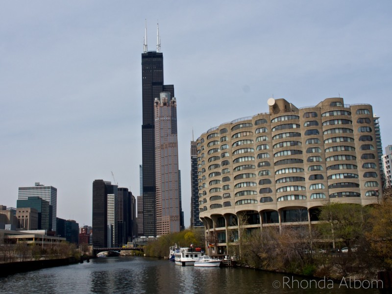 River City has the only non-freezing marina in Chicago
