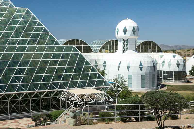 13 Unique Things to Do in Arizona: Road Trip Vegas to Tucson 14 Ultramodern architecture at Biosphere 2 where scientists study the potential for space colonization inside a sealed environment.