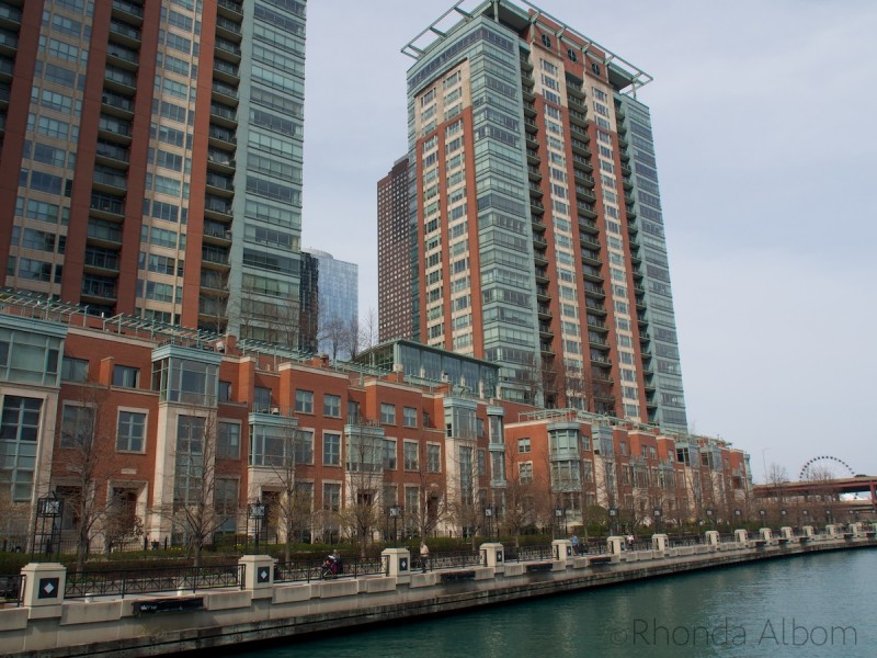Riverfront condos in Chicago