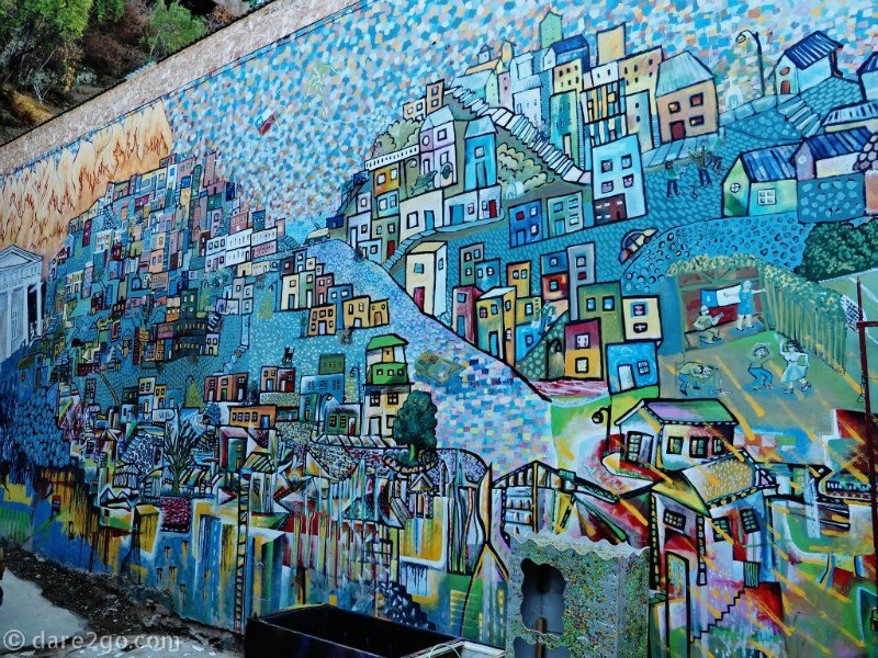 South American Street Art: Bold, Colourful, Powerful and Eclectic 2 Valparaiso, Ecuador