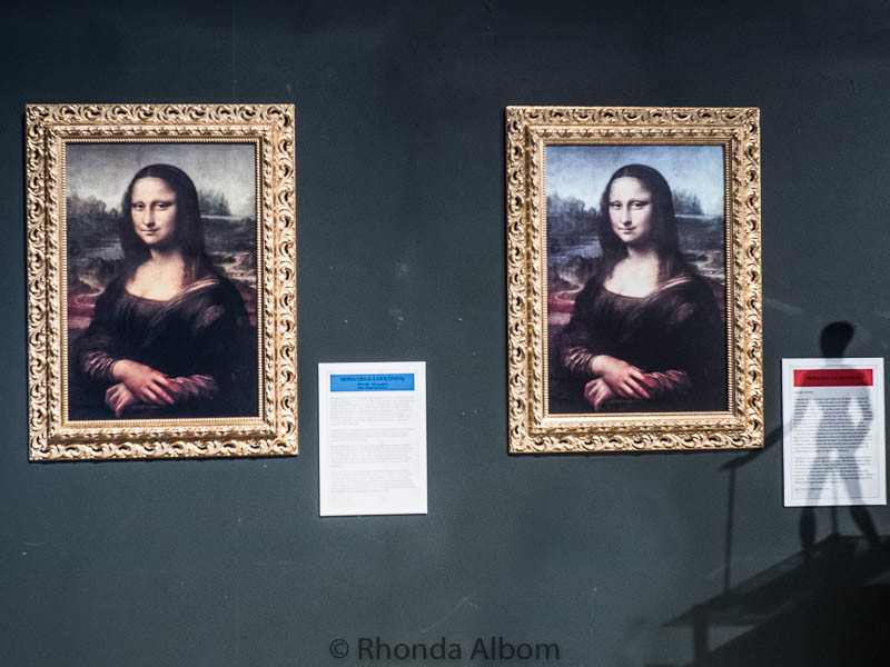 Impressive da Vinci Machines: Visiting Exhibit Seen at MOTAT in Auckland 11 Two copies of the Mona Lisa hang side by side at MOTAT in Auckland New Zealand