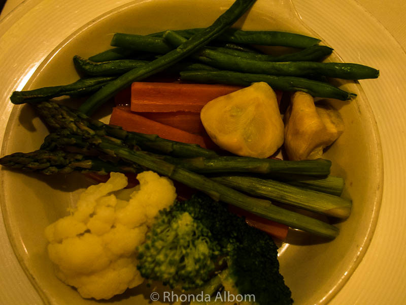 25 Princess Cruise Tips and Tricks You Should Know 15 Best healthy eating cruise hacks: order an extra plate of vegetables.