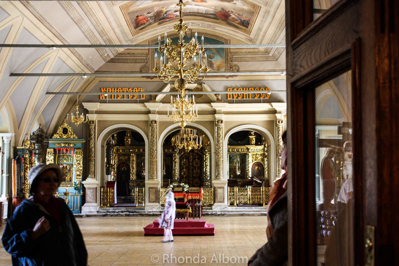 Moscow Highlights: Things to do in Moscow in 4 Days 22 Interior of one the buildings at Novodevichy Convent in Moscow Russia