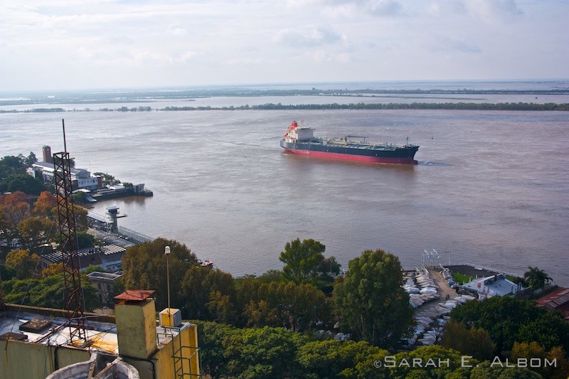 The Rosario riverside in Rosario, Argentina. Photo copyright ©Sarah Albom 2016