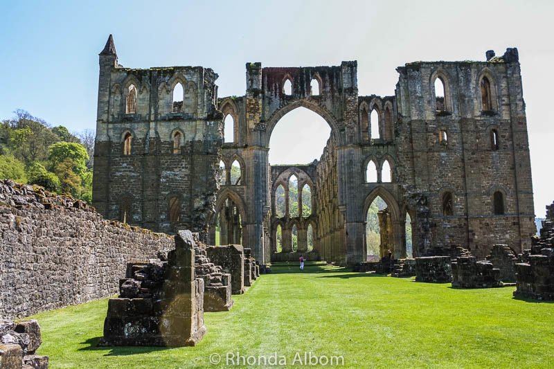 The Picturesque Ruins of Rievaulx Abbey in England's Countryside 5 The ruins of Rievaulx Abbey in the British Countryside
