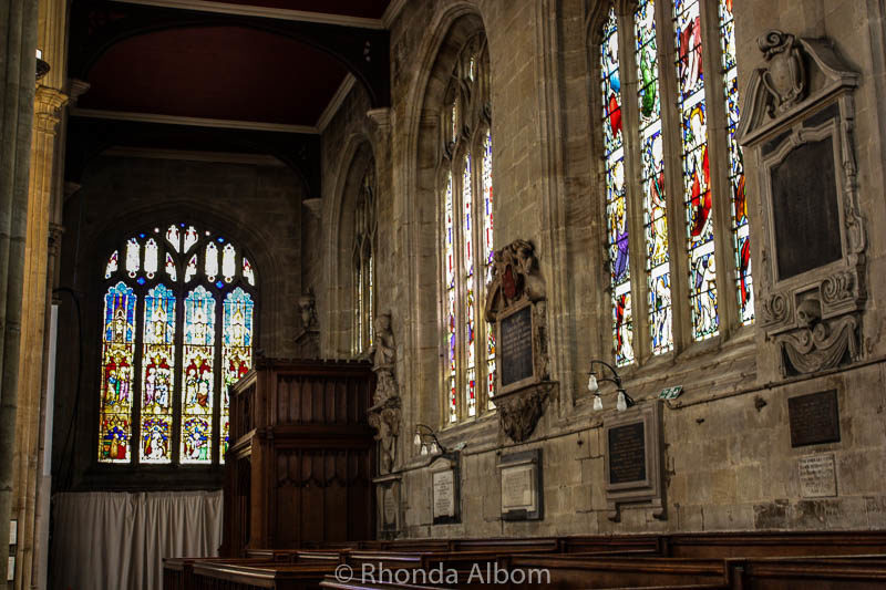 Oxford in a Day - A Classic British City with Impressive Architecture 5 A cathedral in Oxford England