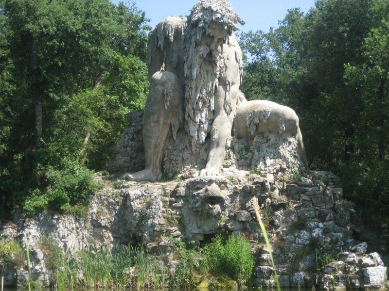 Oversized and Undressed Fun Statues Around the World 11 The giant of Pratolino in Florence Italy