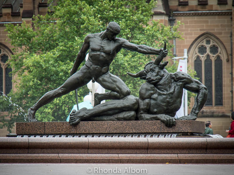 Oversized and Undressed Fun Statues Around the World 6 Theseus and the Minotaur statue in Sydney, Australia