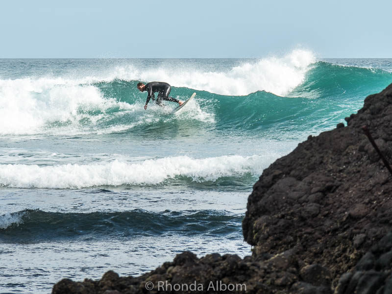 Adventure Activities in Auckland - Many with Discounts 4 Surfing New Zealand at Little Piha beach in Auckland
