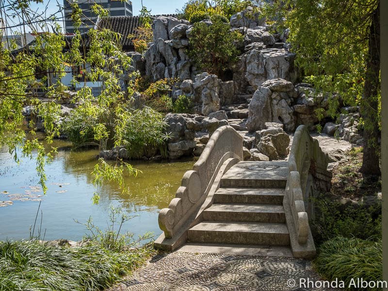Dunedin Chinese Garden (Lan Yuan) Authentic Tranquil Beauty