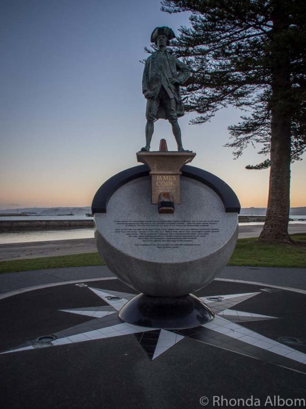 20 Things to Do in Gisborne NZ - First Place to See Each New Day 5 Statue of Captain James Cook stands along the waterfront where he first landed in Gisborne New Zealand