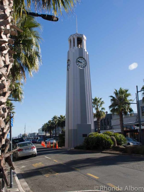 20 Things to Do in Gisborne NZ - First Place to See Each New Day 21 Clock tower in the centre of the main road in Gisborne New Zealand