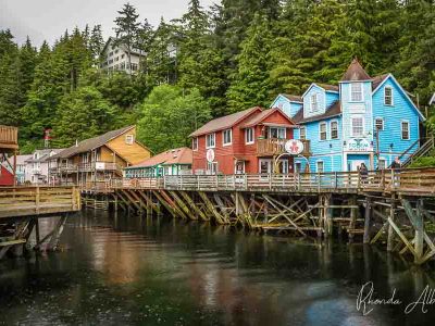 A walk along the Creek Street boardwalk is one of thekey things to do in Ketchikan Alaksa