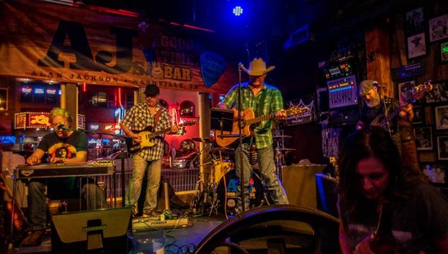 One Day in Nashville Tennessee – Music City Rocks!