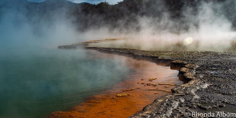 Artist Palette in Champagne Pool Wai-O-Tapu, Rotorua New Zealand