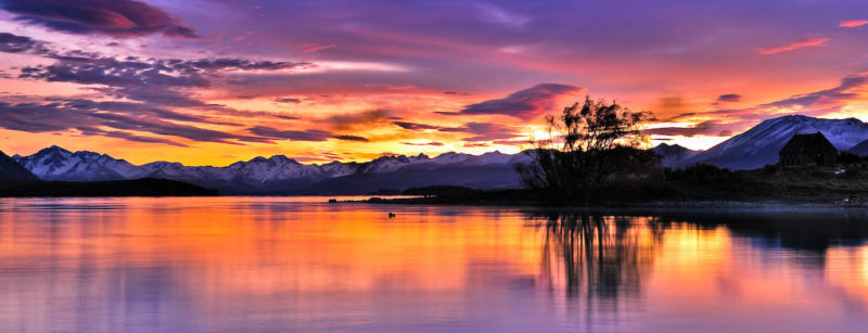 Sunset over Lake Tekapo in New Zealand
