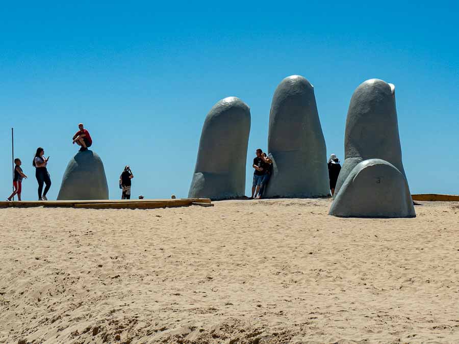 La Mano Sculpture on of the many things to do in Punta del Este Uruguay