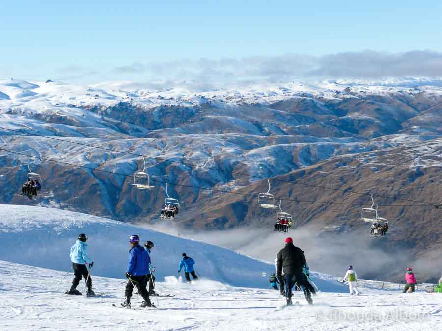 Skiing and snowboarding in New Zealand at Cardrona Alpine Resort