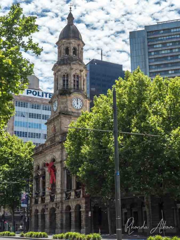 17 Fun Things to Do in Adelaide South Australia 15 Town Hall on King William Street in Adelaide, South Australia.
