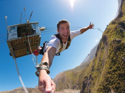 Bungy jumping from Nevis in New Zealand