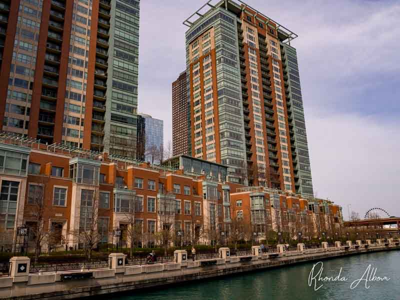 Riverfront condos in Chicago