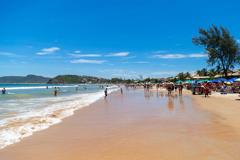 Geriba Beach (Praia da Geriba) is a long beach and popular for surfing and windsurfing.