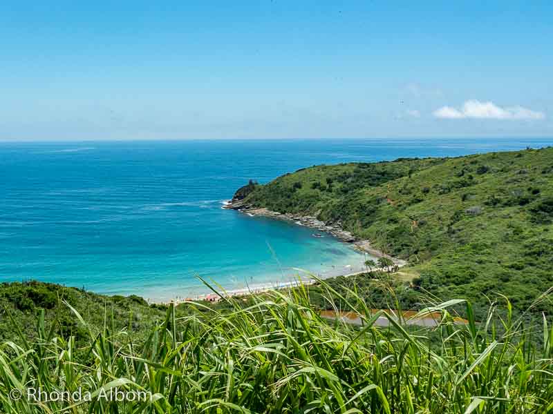 The trail leading over the hills to the Olho de Boi, the naturalist beach in Buzios that we didn't go to.