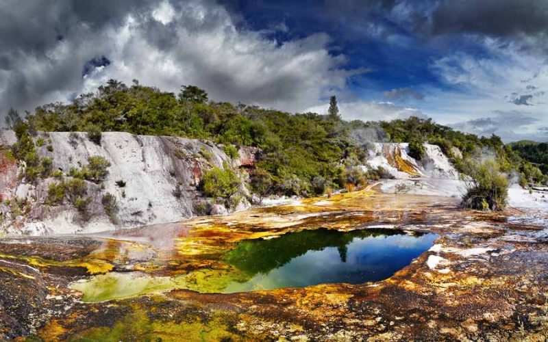 Unique Things to Do in New Zealand: 23 Fascinating Options 5 Orakei Korako geothermal valley