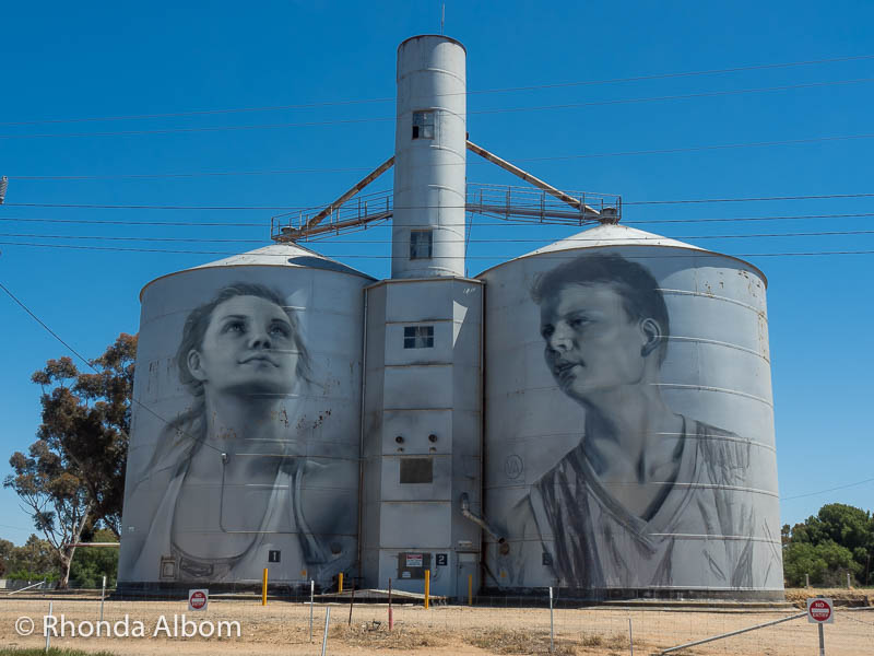 Silo art by Julia Volchkova i Rupanyup