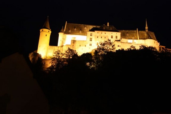 Luxembourg-Vianden Castle - 1 Vianden castle lit up at night