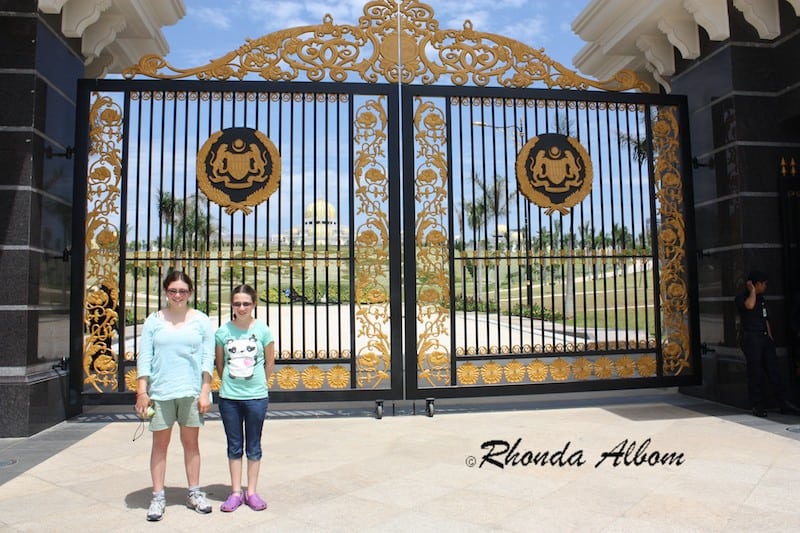 Gates of the New Palace in Kuala Lumpur, Malaysia Gates of the New Palace in Kuala Lumpur, Malaysia